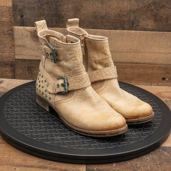 NAYA DISTRESSED TAN LEATHER WOMENS ANKLE BOOTS CASUAL BOOTIES SIDE ZIP SIZE 7.5M - Picture 3 of 8